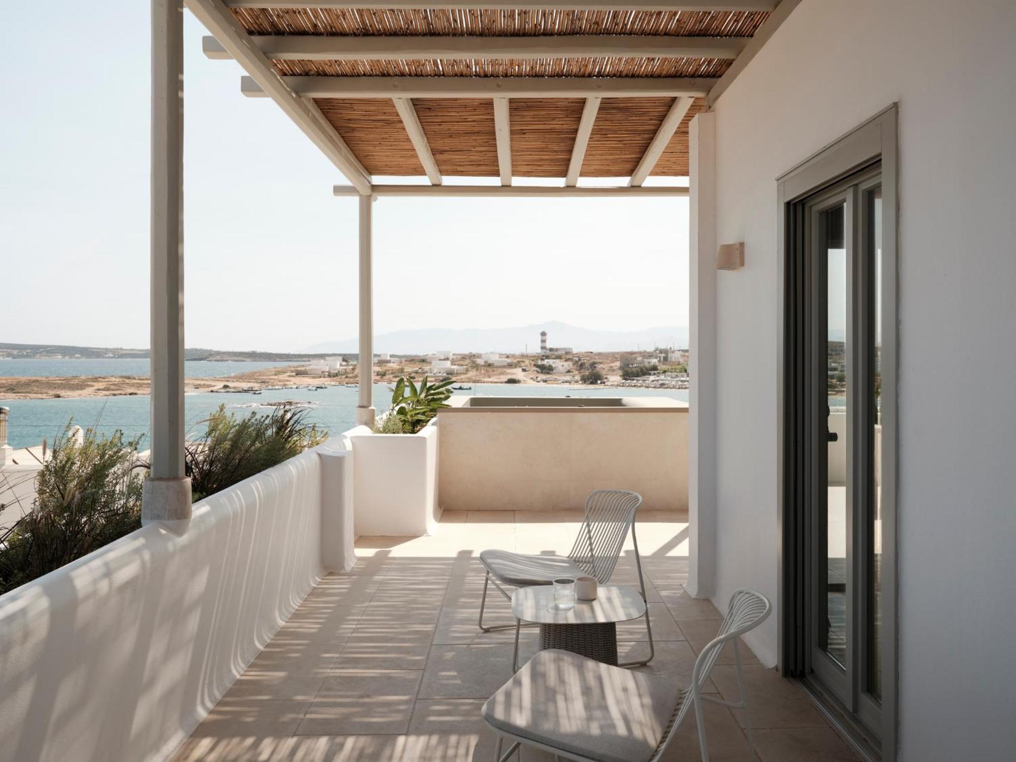 Akria Seaside Suites Naoussa Exterior foto